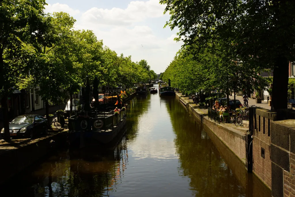 Gracht in Den Haag